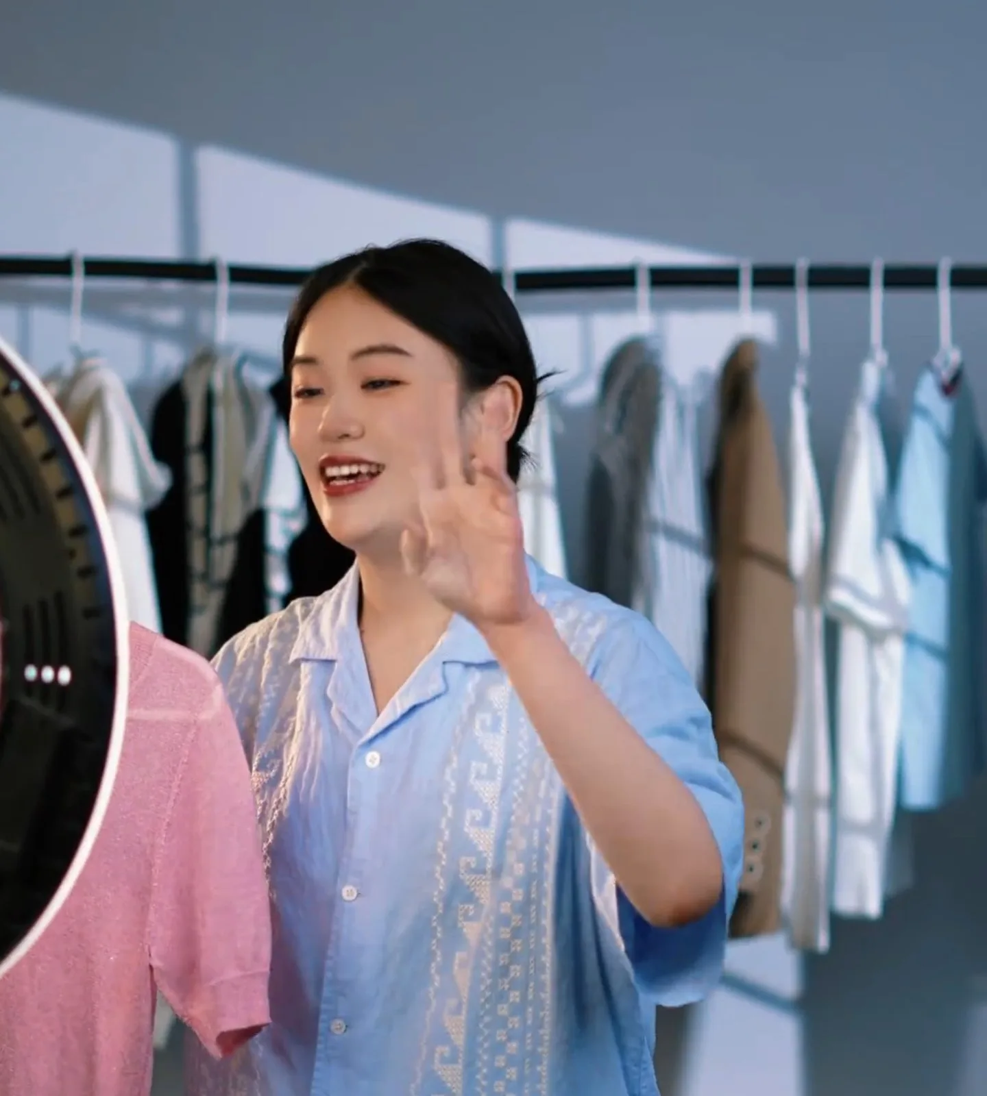 官网首页截图